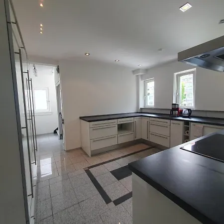 Accommodatie bij particulieren Schoenes, Vollmoebliertes Direkt An Der Uniklinik *