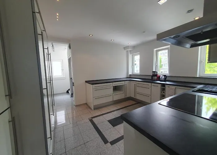 Accommodatie bij particulieren Schoenes, Vollmoebliertes Direkt An Der Uniklinik *